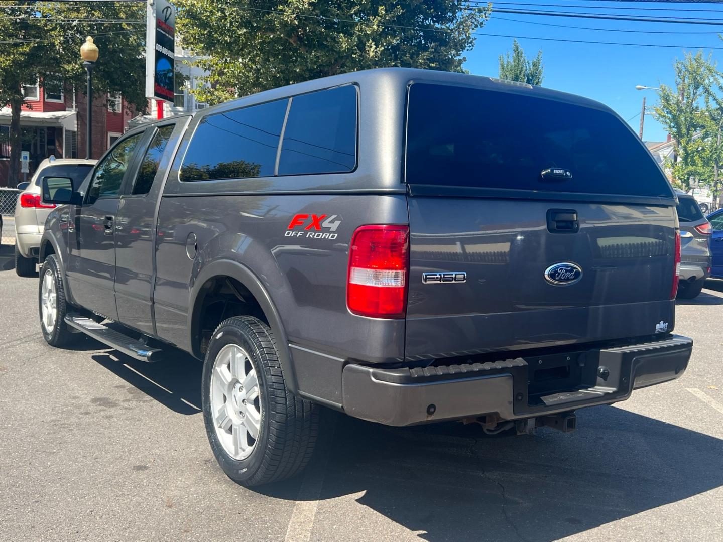 2007 GRAY /gray Ford F-150 (1FTPX14V77F) , located at 1018 Brunswick Ave, Trenton, NJ, 08638, (609) 989-0900, 40.240086, -74.748085 - Photo#1